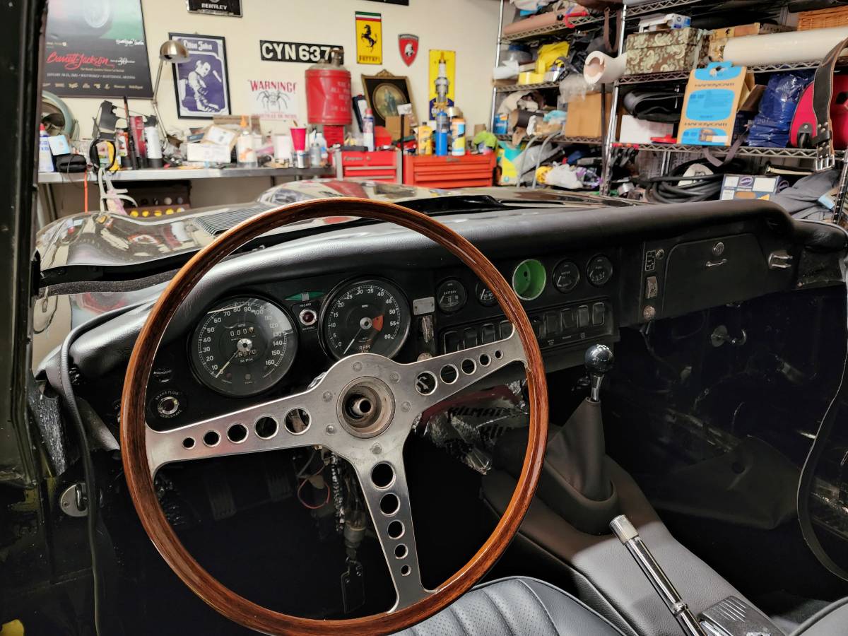 Jagaur-e-type-22-1969-black-8