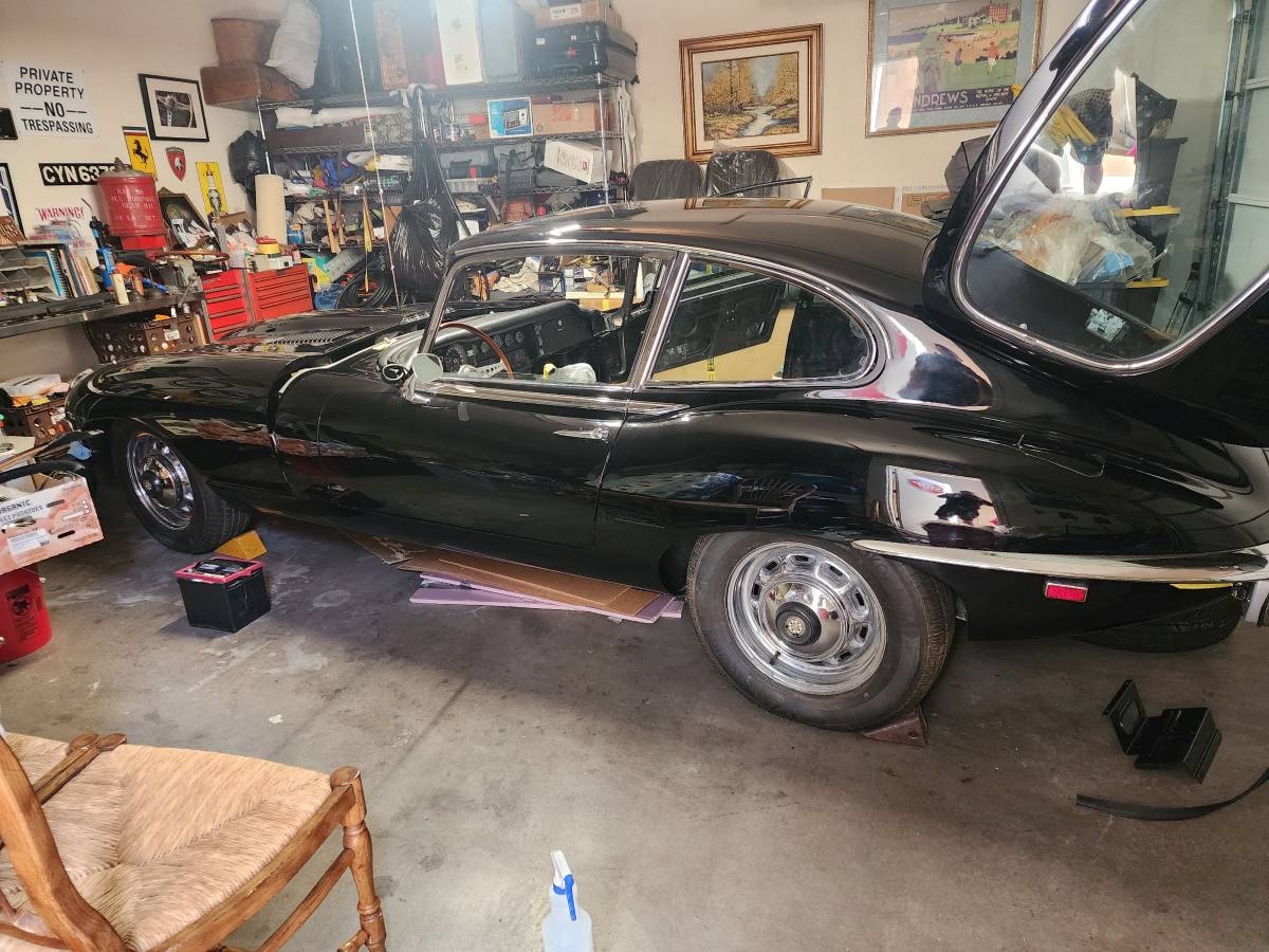 Jagaur-e-type-22-1969-black