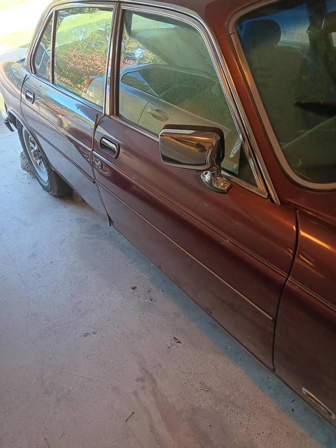 Jagua-xj-6-1987-purple