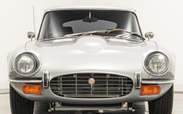 Jaguar-E-Type-1971-2D-Coupe-3