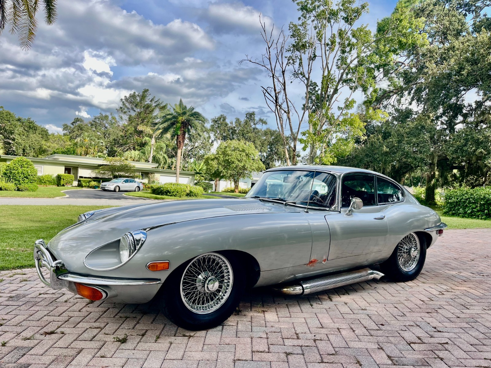 Jaguar-Other-1970-Coupe-2