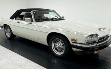 Jaguar-Other-1991-Glacier-White-Doeskin-10