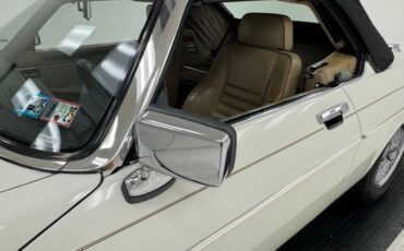Jaguar-Other-1991-Glacier-White-Doeskin-16