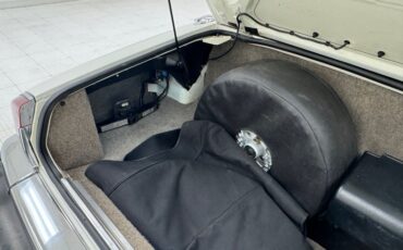 Jaguar-Other-1991-Glacier-White-Doeskin-39