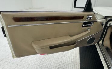 Jaguar-Other-1991-Glacier-White-Doeskin-42