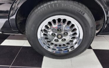 Jaguar-XJ-1989-Sedan-14
