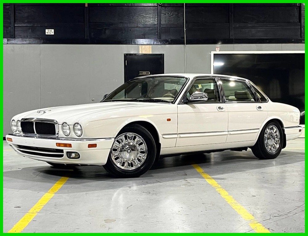 Jaguar-XJ-1995-Sedan
