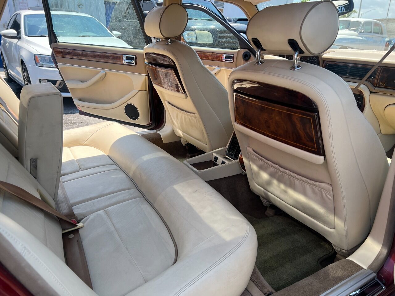 Jaguar-XJ-1996-4dr-Car-12