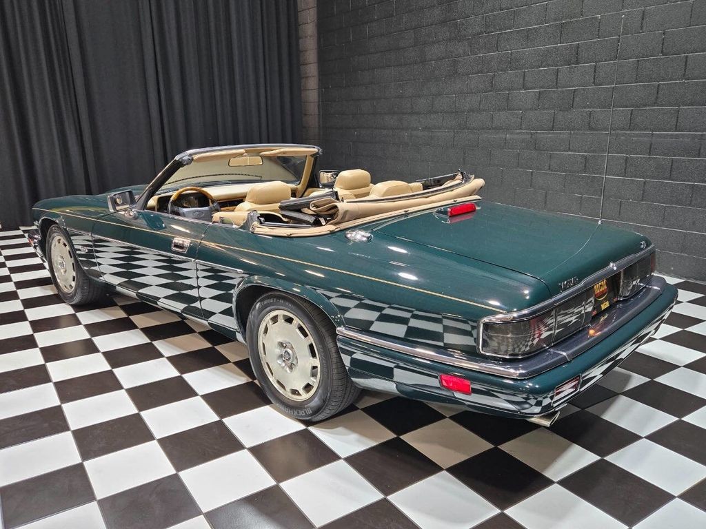 Jaguar-XJ-1996-Convertible-5