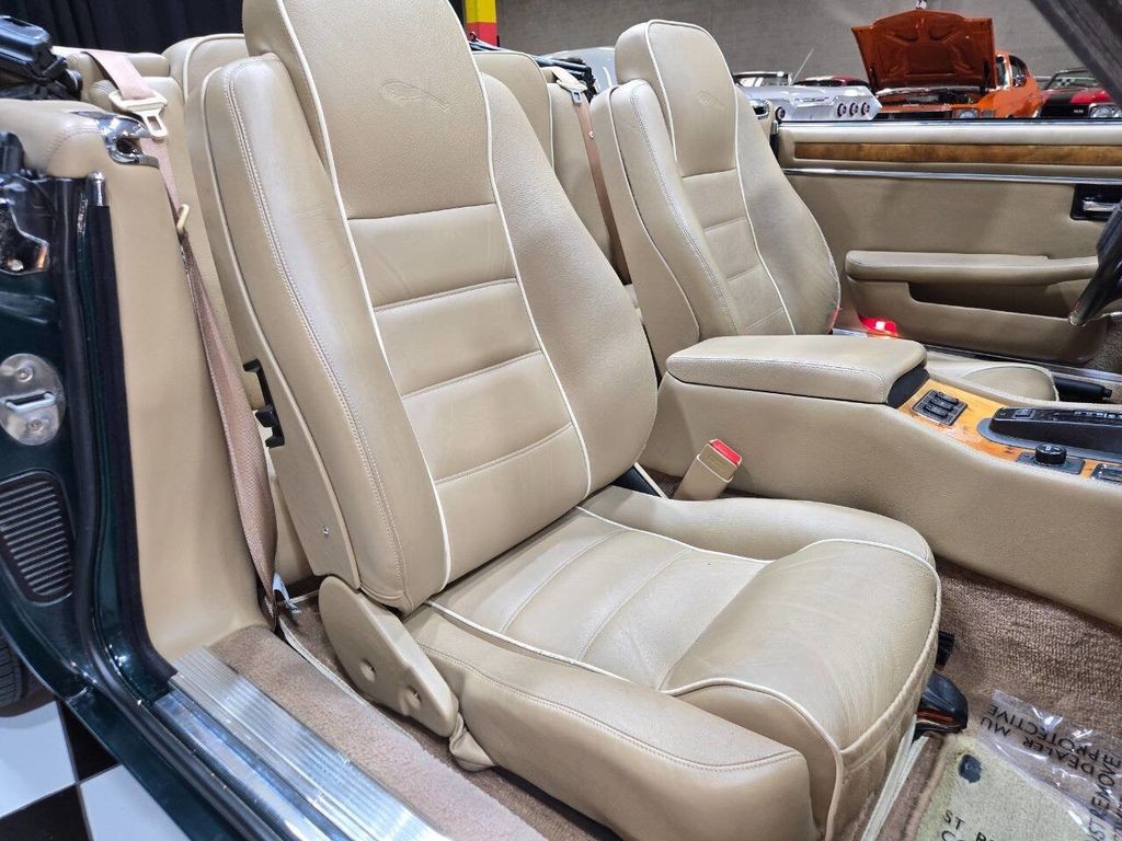 Jaguar-XJ-1996-Convertible-7