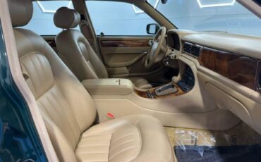 Jaguar-XJ-1996-Sedan-14