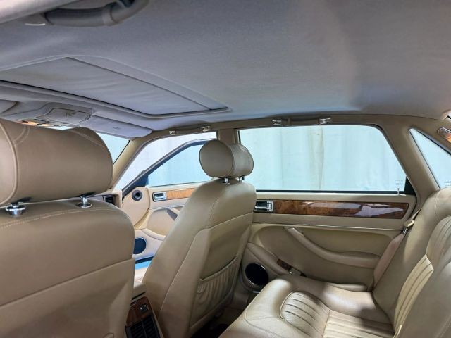 Jaguar-XJ-1996-Sedan-25