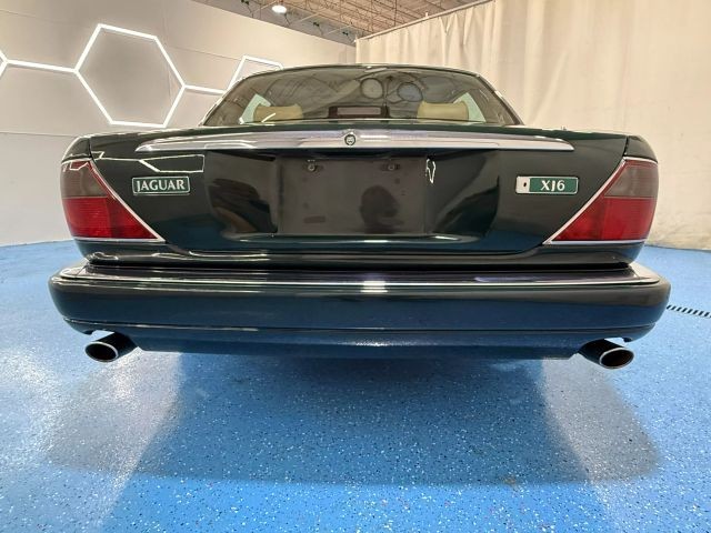 Jaguar-XJ-1996-Sedan-5