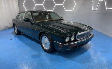 Jaguar-XJ-1996-Sedan-7