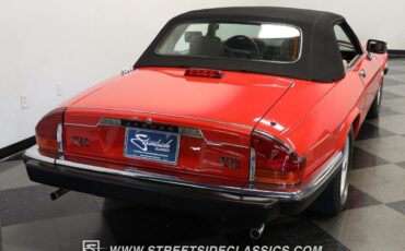 Jaguar-XJ-S-1990-Convertible-9