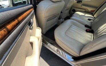 Jaguar-XJ6-1987-Sedan-13