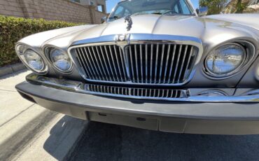 Jaguar-XJ6-1987-Sedan-8