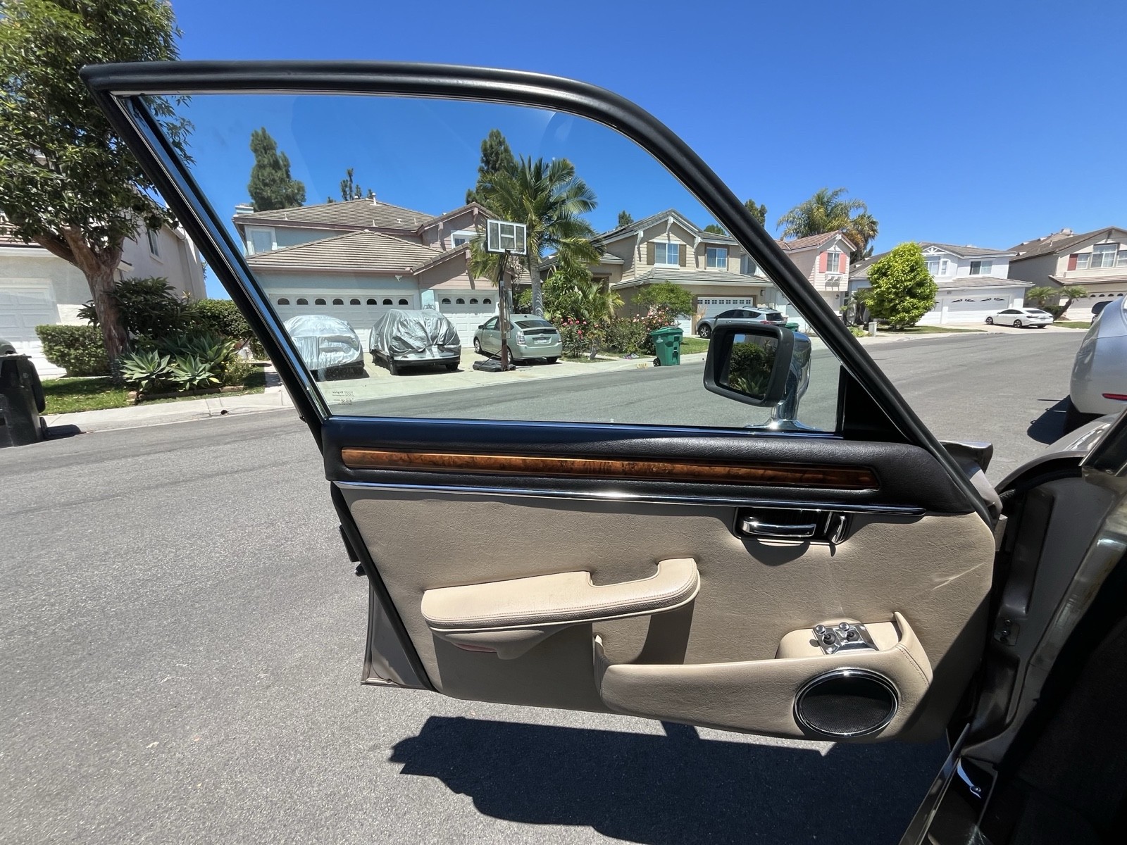 Jaguar-XJ6-1987-Sedan-9