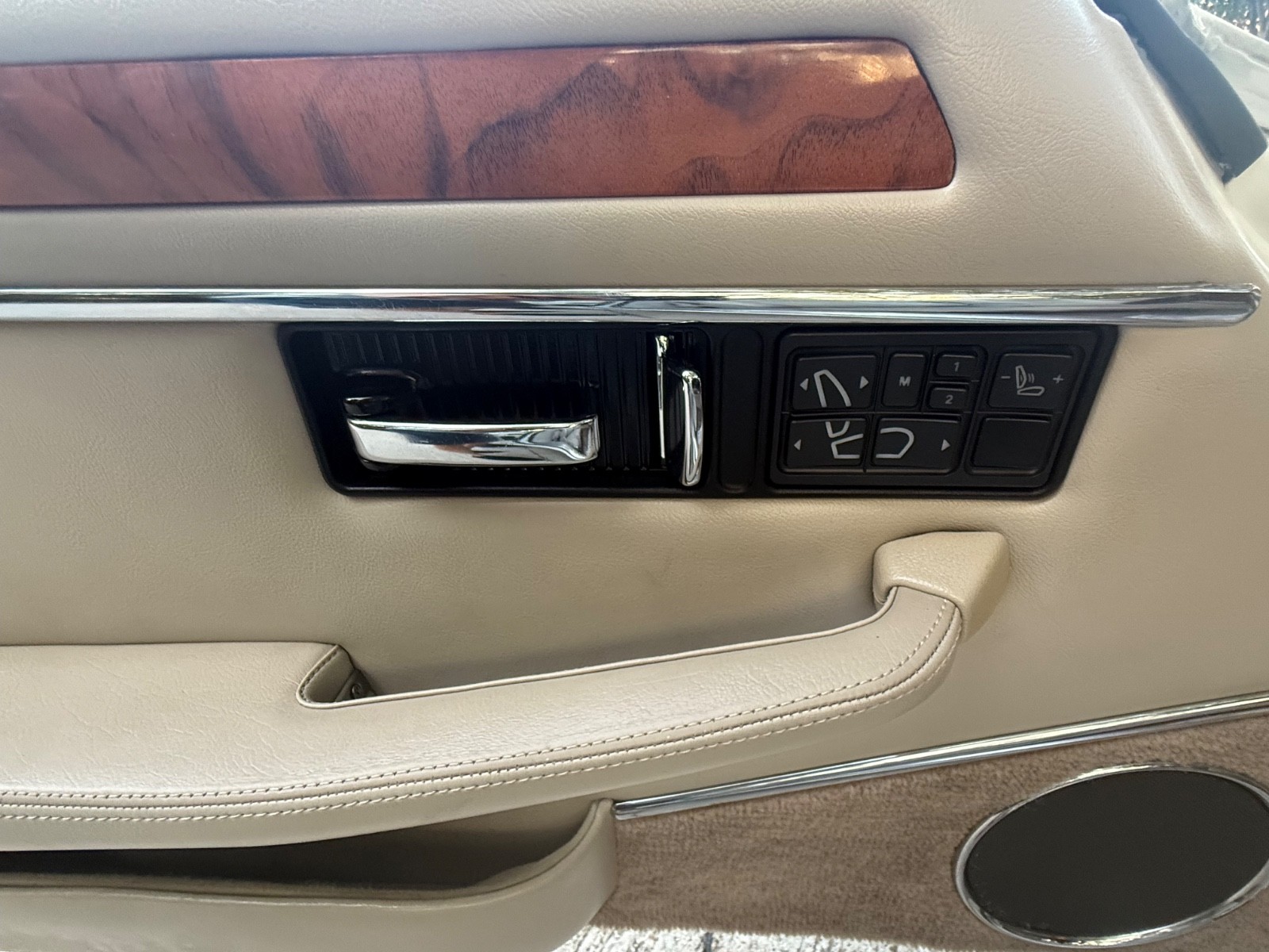 Jaguar-XJS-1995-Convertible-27