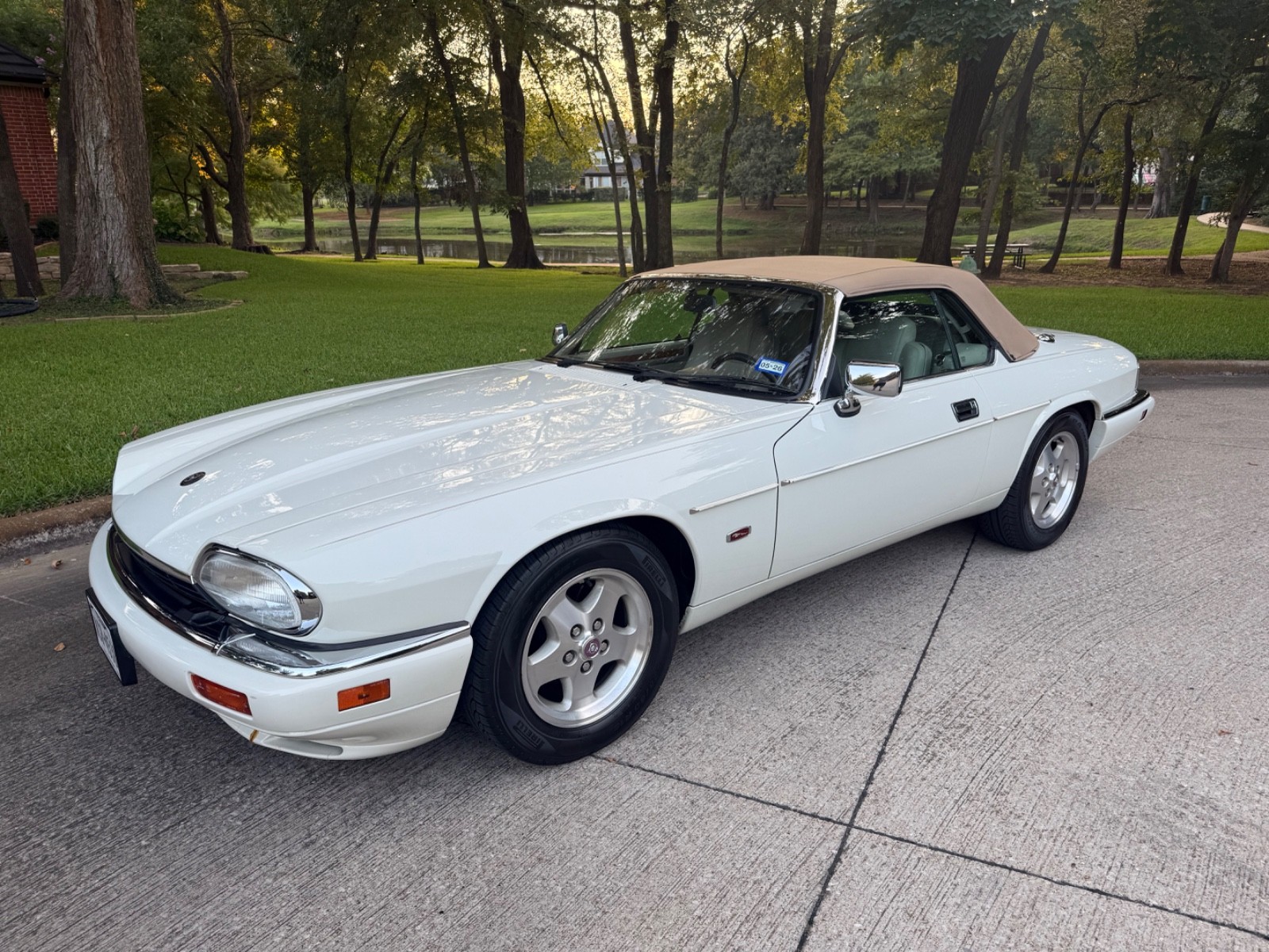Jaguar-XJS-1995-Convertible-3