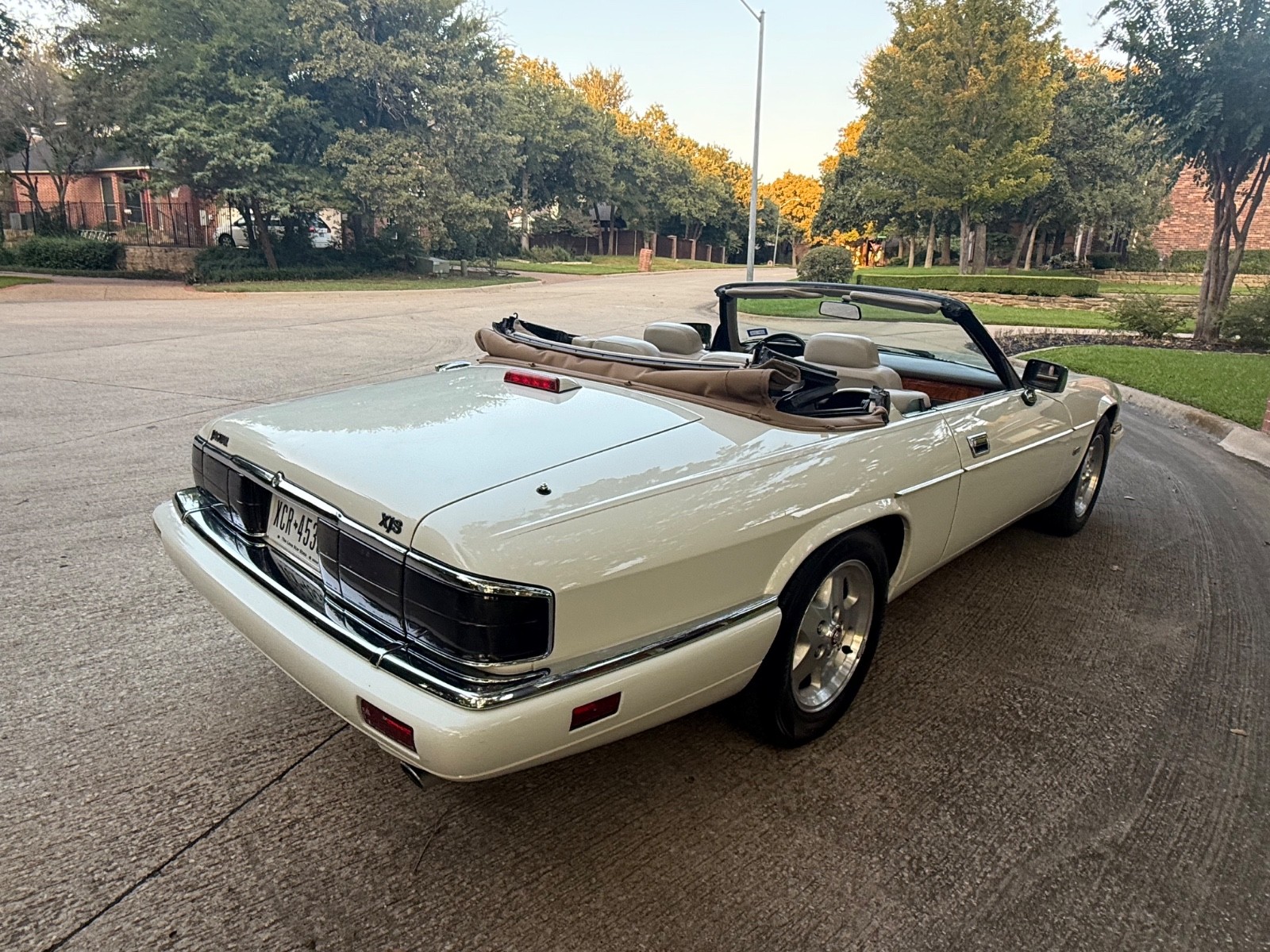 Jaguar-XJS-1995-Convertible-7