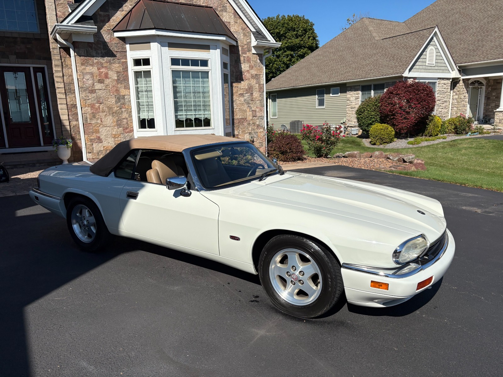 Jaguar-XJS-1995-Convertible-9