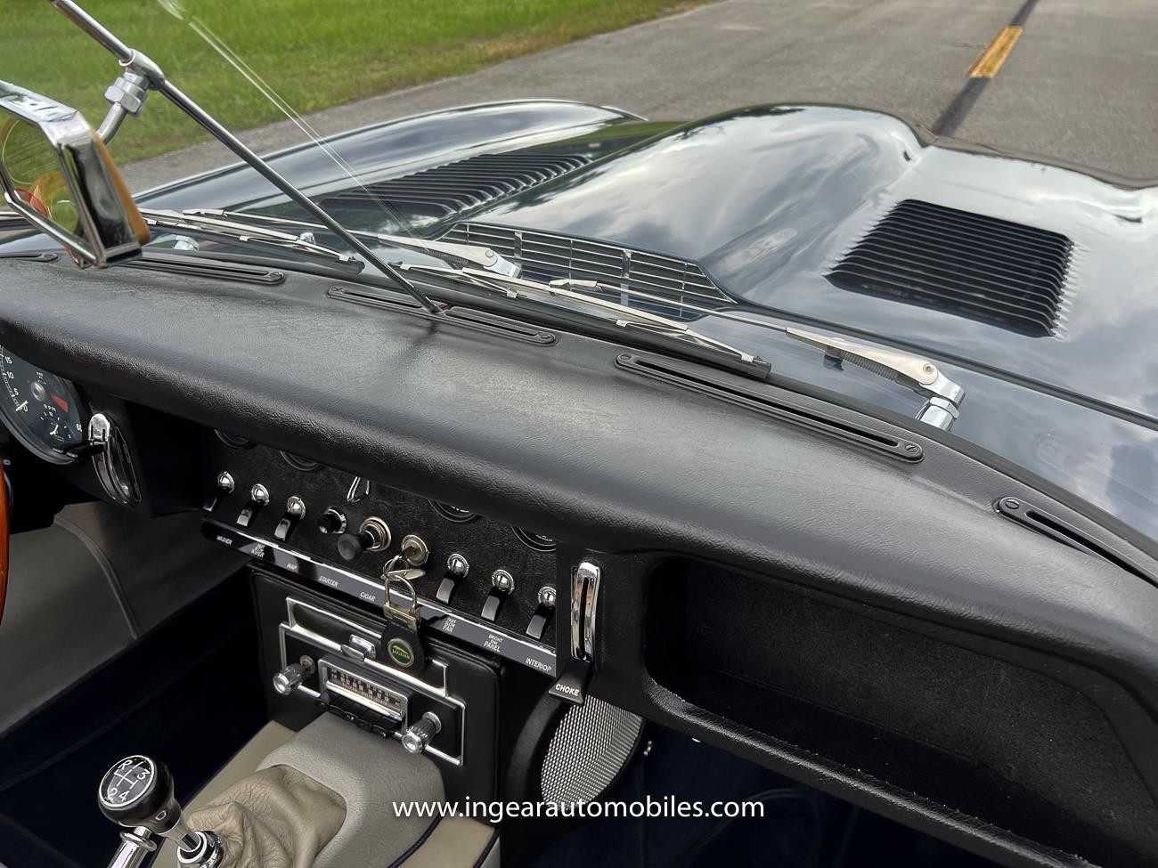Jaguar-XK-1964-convertible-35