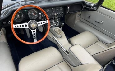 Jaguar-XK-1964-convertible-38