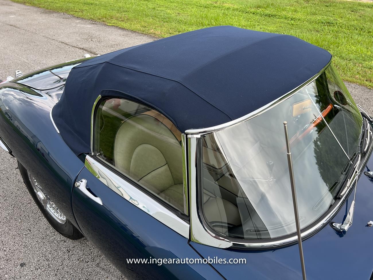 Jaguar-XK-1964-convertible-9