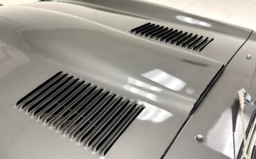 Jaguar-XK-1967-Convertible-14