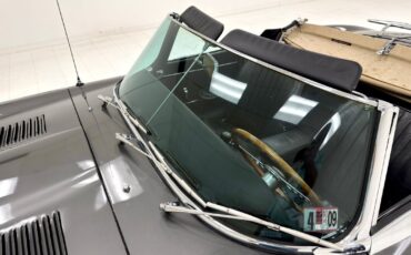 Jaguar-XK-1967-Convertible-15