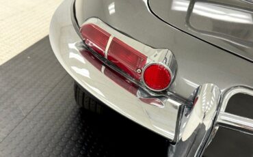 Jaguar-XK-1967-Convertible-24