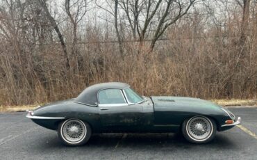 Jaguar-XK-1967-Roadster-2