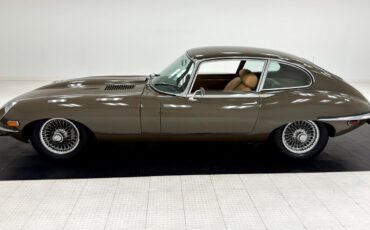 Jaguar-XK-1970-Coupe-1