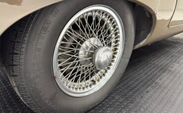 Jaguar-XK-1970-Coupe-21