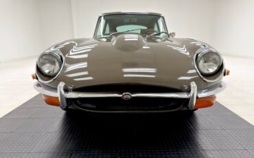 Jaguar-XK-1970-Coupe-8