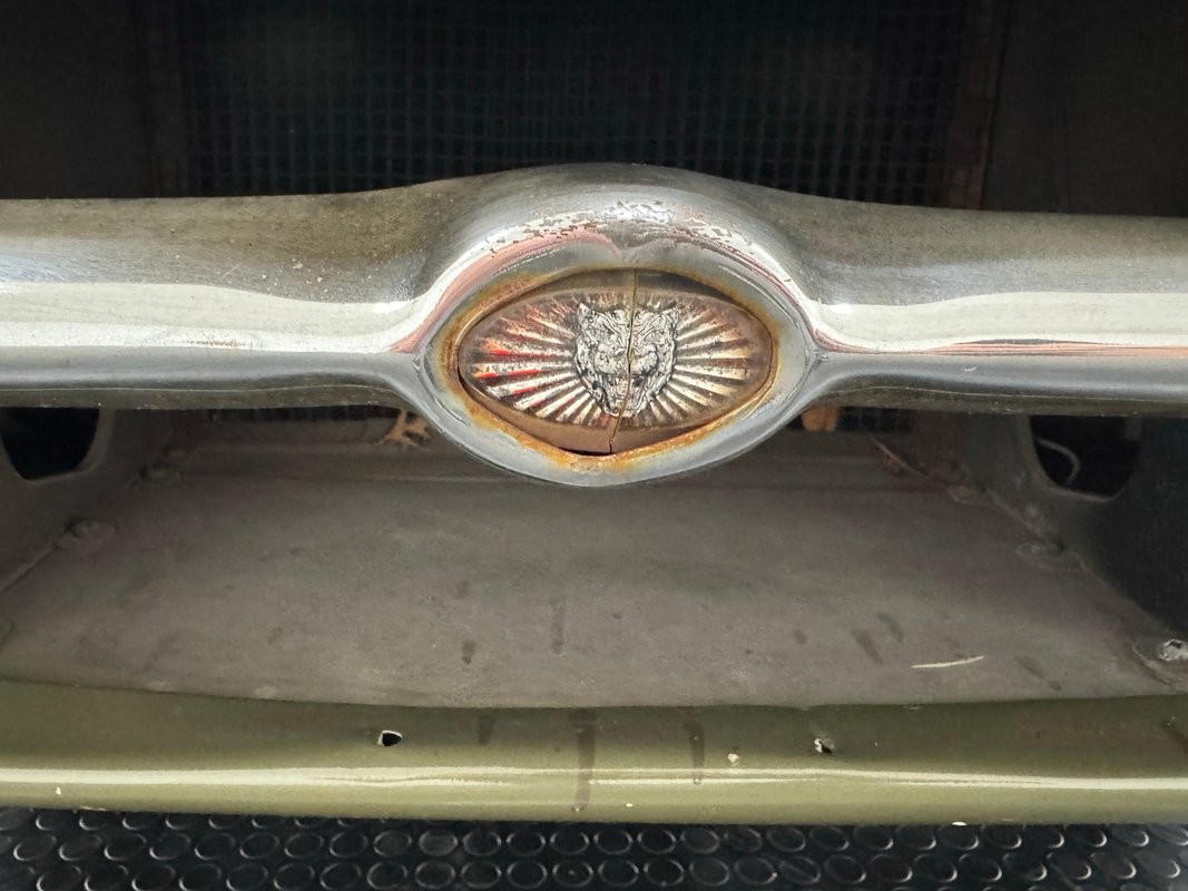 Jaguar-XK-1970-Coupe-9