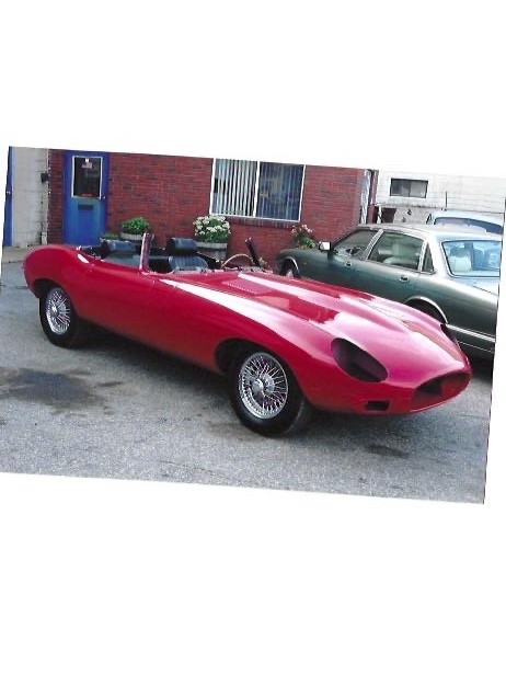 Jaguar-XKE-1970-Convertible-23