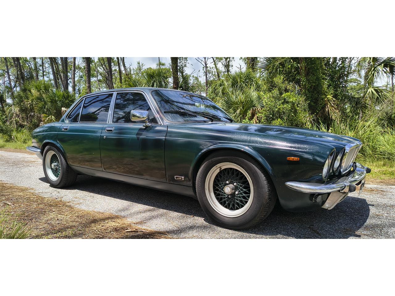 Jaguar-Xj-1983-Green-Black-2