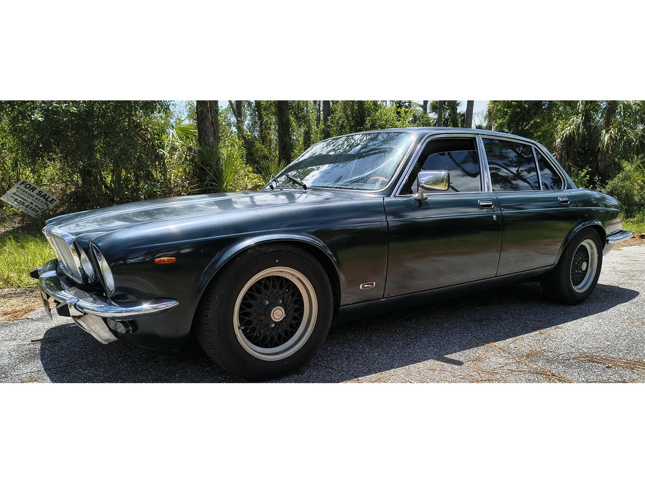 Jaguar-Xj-1983-Green-Black