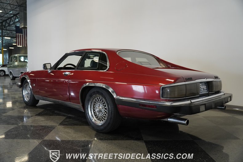 Jaguar-Xjs-1992-Maroon-Black-14
