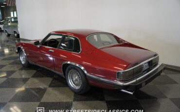Jaguar-Xjs-1992-Maroon-Black-15