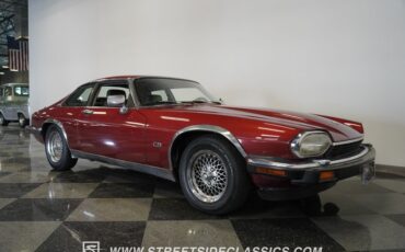 Jaguar-Xjs-1992-Maroon-Black-21