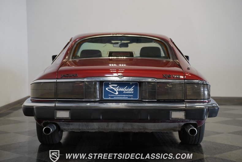 Jaguar-Xjs-1992-Maroon-Black-27
