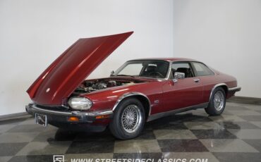 Jaguar-Xjs-1992-Maroon-Black-32