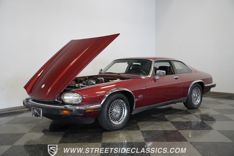 Jaguar-Xjs-1992-Maroon-Black-32