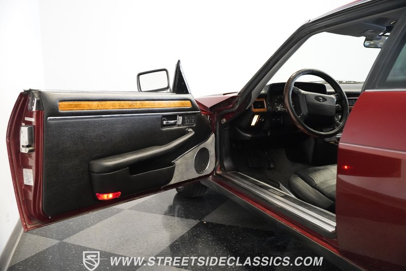 Jaguar-Xjs-1992-Maroon-Black-36