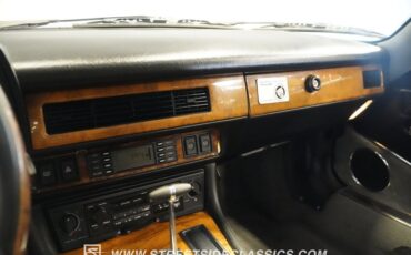 Jaguar-Xjs-1992-Maroon-Black-44
