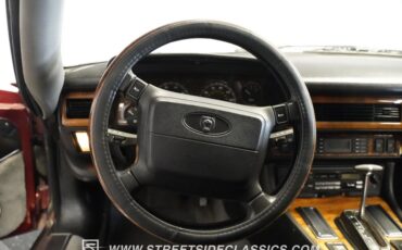 Jaguar-Xjs-1992-Maroon-Black-49