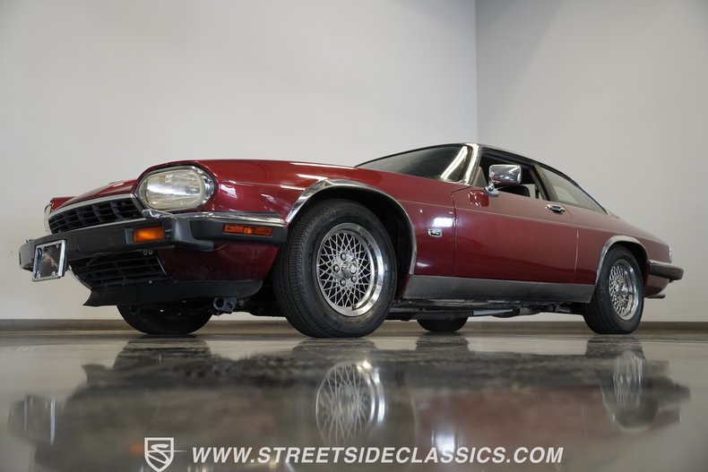 Jaguar-Xjs-1992-Maroon-Black-5